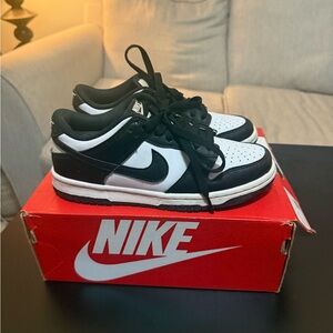 Nike Panda Dunks- Black and White